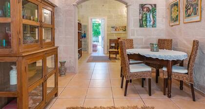 Myhome In The Centre Of Lecce