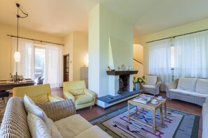 5 bedrooms - Villa Piero With Pool (Pietrasanta)