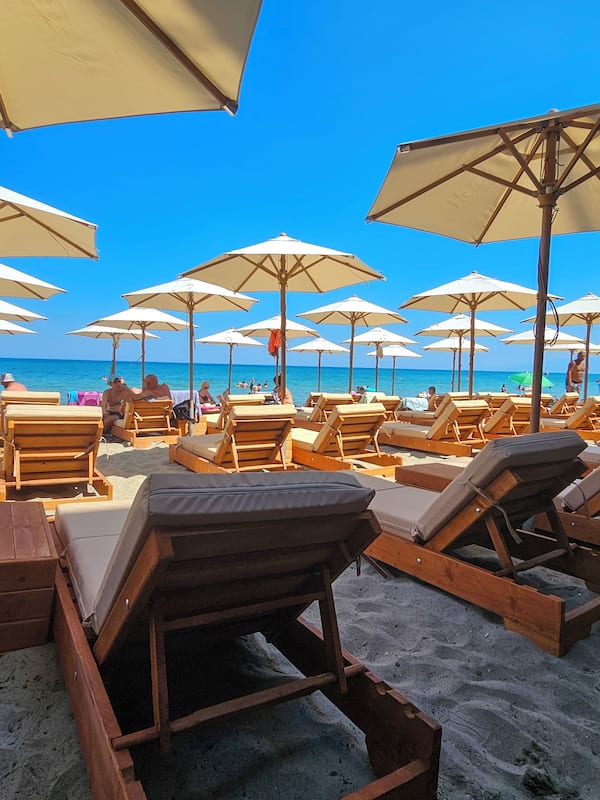 Beach bar