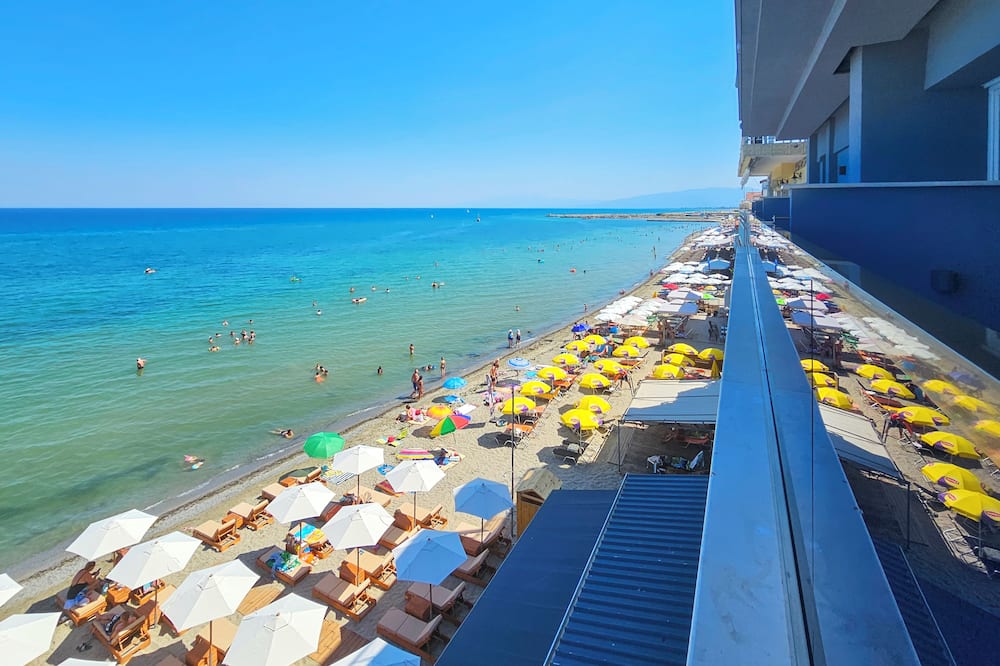 Akteon Girni Hotel