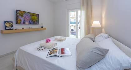 Mina Apartment 100m From Sea