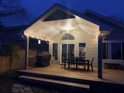 Beautiful Waterfront Lake House in the Heart of Epic Wine Country