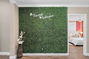 4 Schlafzimmer, Bügeleisen/Bügelbrett, WLAN, Bettwäsche