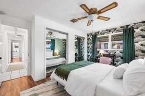 3 bedrooms, desk, WiFi, bed sheets - Cozy 3BD Home with Pool - 8 Mins to Beach (Fort Lauderdale)