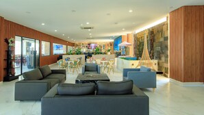 Khu tiếp khách ở sảnh