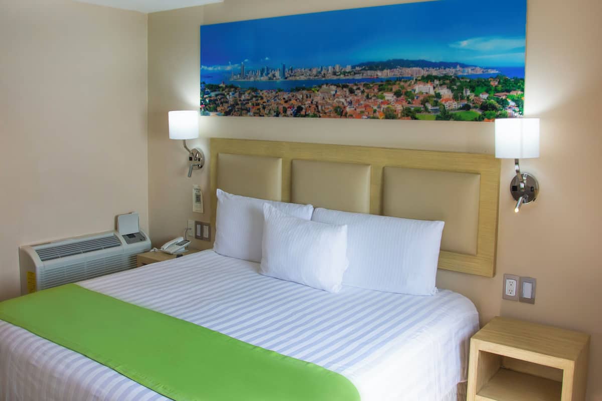 Superior | Safe på rommet, skrivebord og skrivebord for bærbar PC