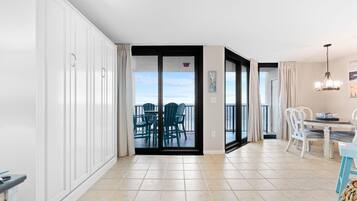 Appart'hÎtel, plusieurs lits (Phoenix VII 907) | Intérieur