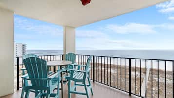 Appartement, meerdere bedden (Phoenix VII 907) | Buiten dineren