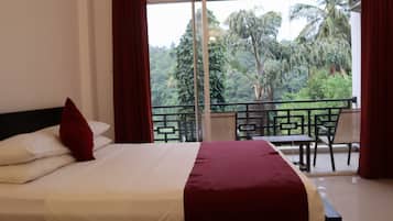 Deluxe Double Room, Balcony, River View | Individually decorated, individually furnished, free WiFi, bed sheets