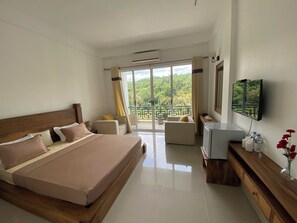 Habitación doble Premium | Decoración personalizada, muebles diferentes y wifi gratis