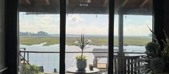 Coastal Charm on Jerico River River Front