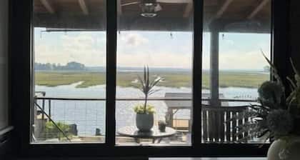 Coastal Charm on Jerico River River Front