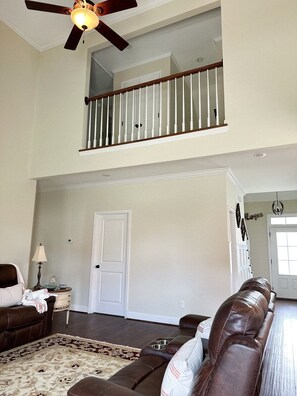 Living area - Housing for Workers at the BMW EV PLANT large home (Florence)