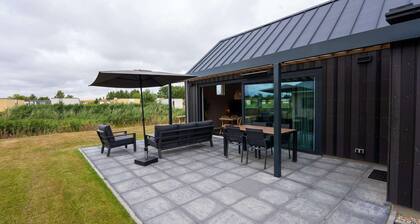 Detached Villa With two Bathrooms