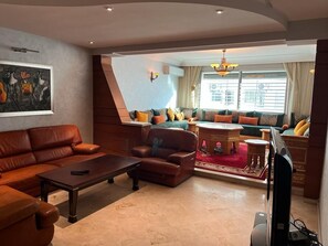 Living area - Elegant apartment in Casablanca (Casablanca)