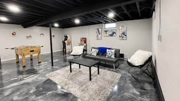 Spielezimmer