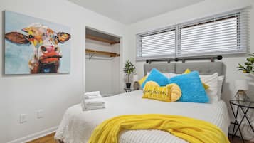 10 habitaciones, tabla de planchar con plancha, wifi y ropa de cama