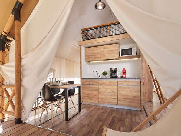 Tent | Private kitchen