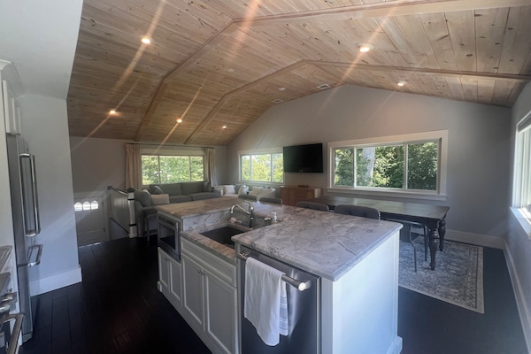 Open Concept Living / Kitchen / Dining / Island