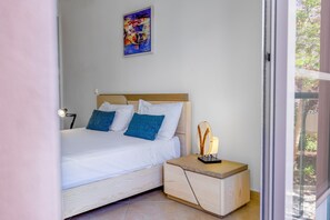 2 quartos, ferros/tábuas de passar roupa, Wi-Fi, roupa de cama
