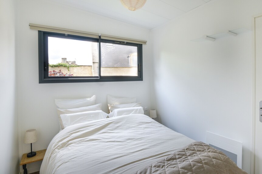 Zen Cottage - Maison Pour 2 Avec Piscine Partagée - Caen