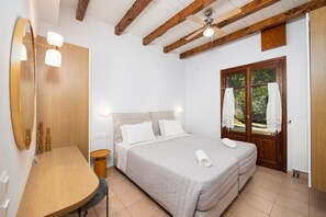 3 dormitorios, tabla de planchar con plancha, wifi y ropa de cama