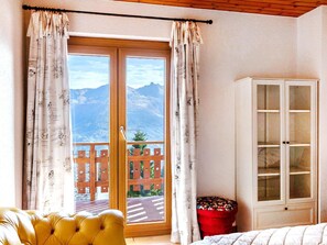 Chalet | 3 dormitorios y mobiliario individual