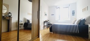 1 quarto, ferros/tábuas de passar roupa, Wi-Fi, roupa de cama