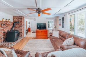 Smart-tv, pejs, bøger