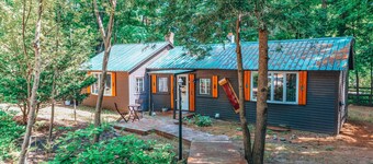 Cozy dog friendly cabin moments from Cranmore/NOCO