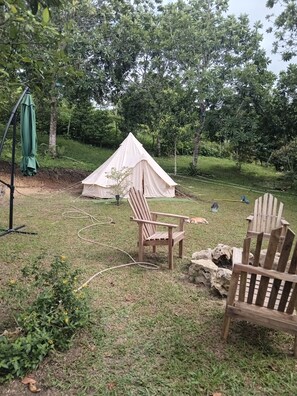 Property grounds - Delightful country bungalow in Cordillera Septentrional Espaillat Moca (moca)