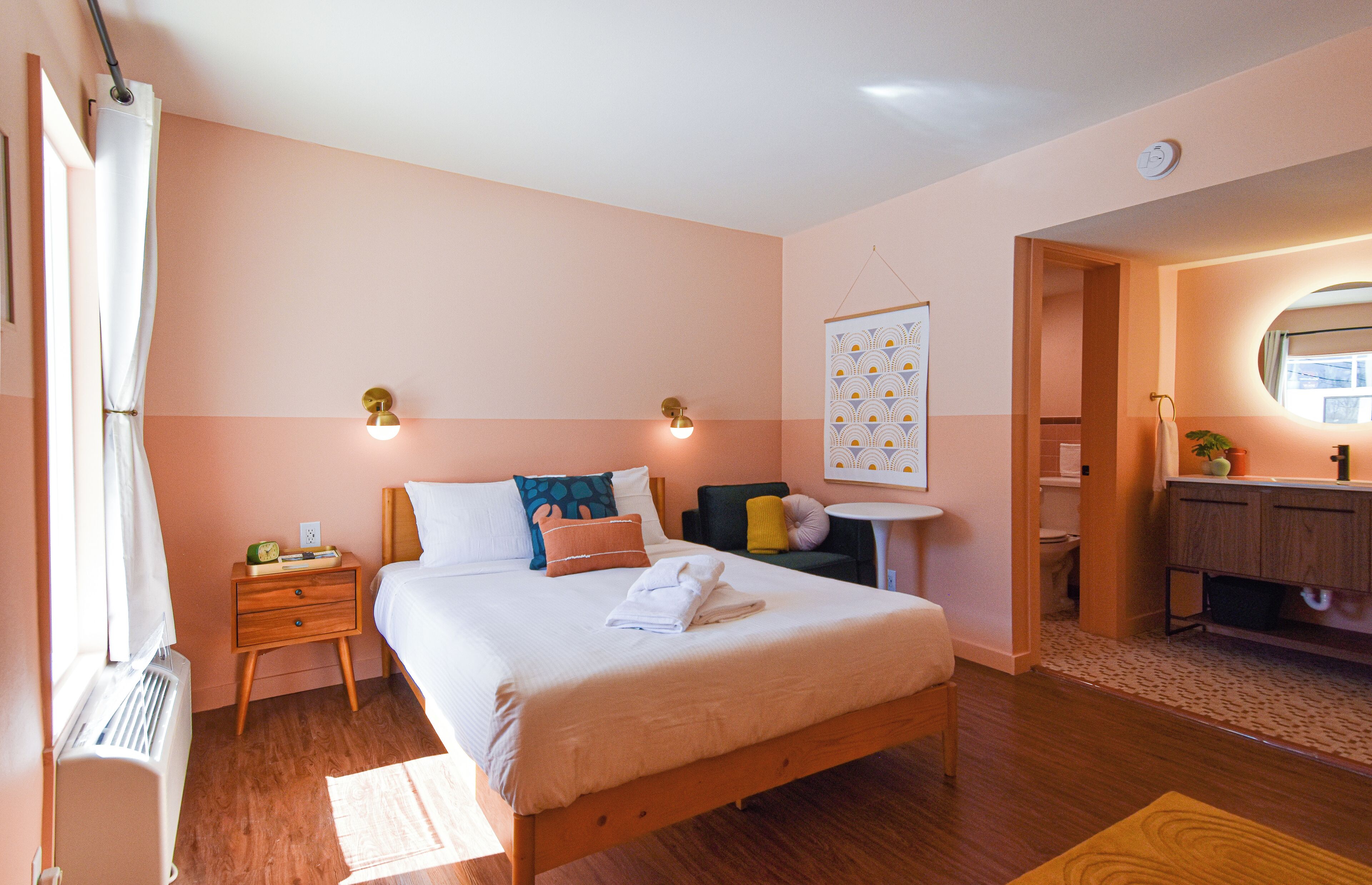 1 chambre, bureau, accès au Wi-Fi (inclus), literie fournie