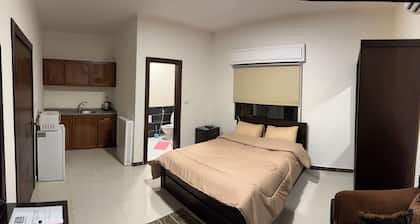 Cozy 1-bedroom apartment in enchanting Amman with AC, WiFi