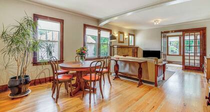 Cozy Cheyenne Home w/ Yard < 1 Mi to Downtown!
