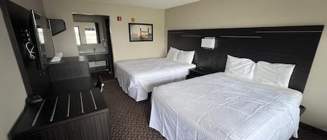Standard Double Room | Desk, laptop workspace, blackout drapes, iron/ironing board