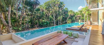 First floor apartment near the beach