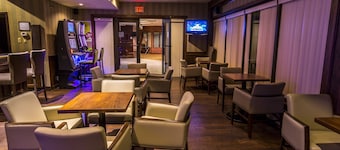 Sinbads Hotel and Suites