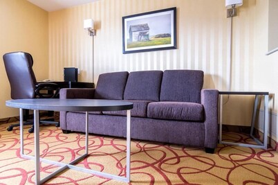 Sinbads Hotel and Suites