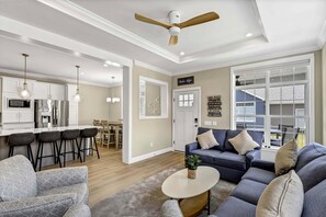 Smart TV - Resort Living (Lakeside Marblehead)