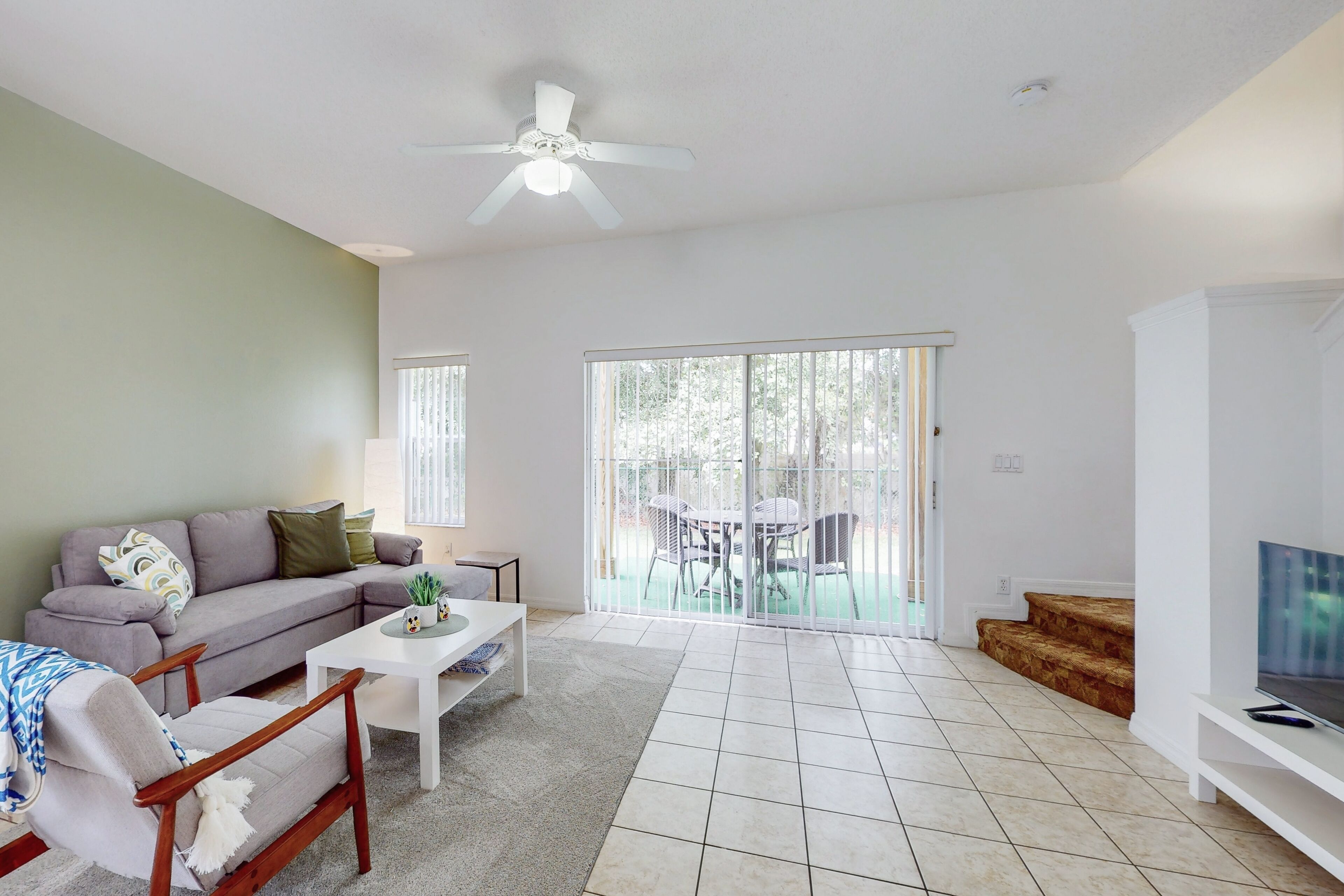 Dog-friendly, shared pool , Central AC, WiFi, Snow-bird friendly, WD