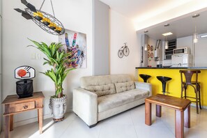 Apartment, Partial Sea View | Living area - PI-350 (Rio de Janeiro)