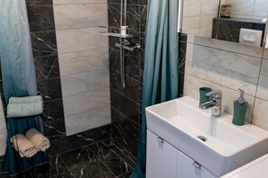 Hair dryer, towels - Charming holiday house Aurora with private pool (Gabonjin (Krk))