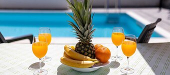 Charming holiday house Aurora with private pool