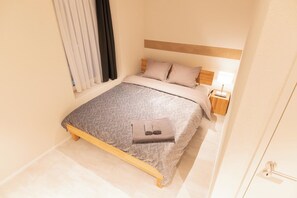 Comfort Double Room | In-room safe, desk, laptop workspace, blackout drapes - Hotel Rütli am Bahnhof Rüti ZH (Ruti)