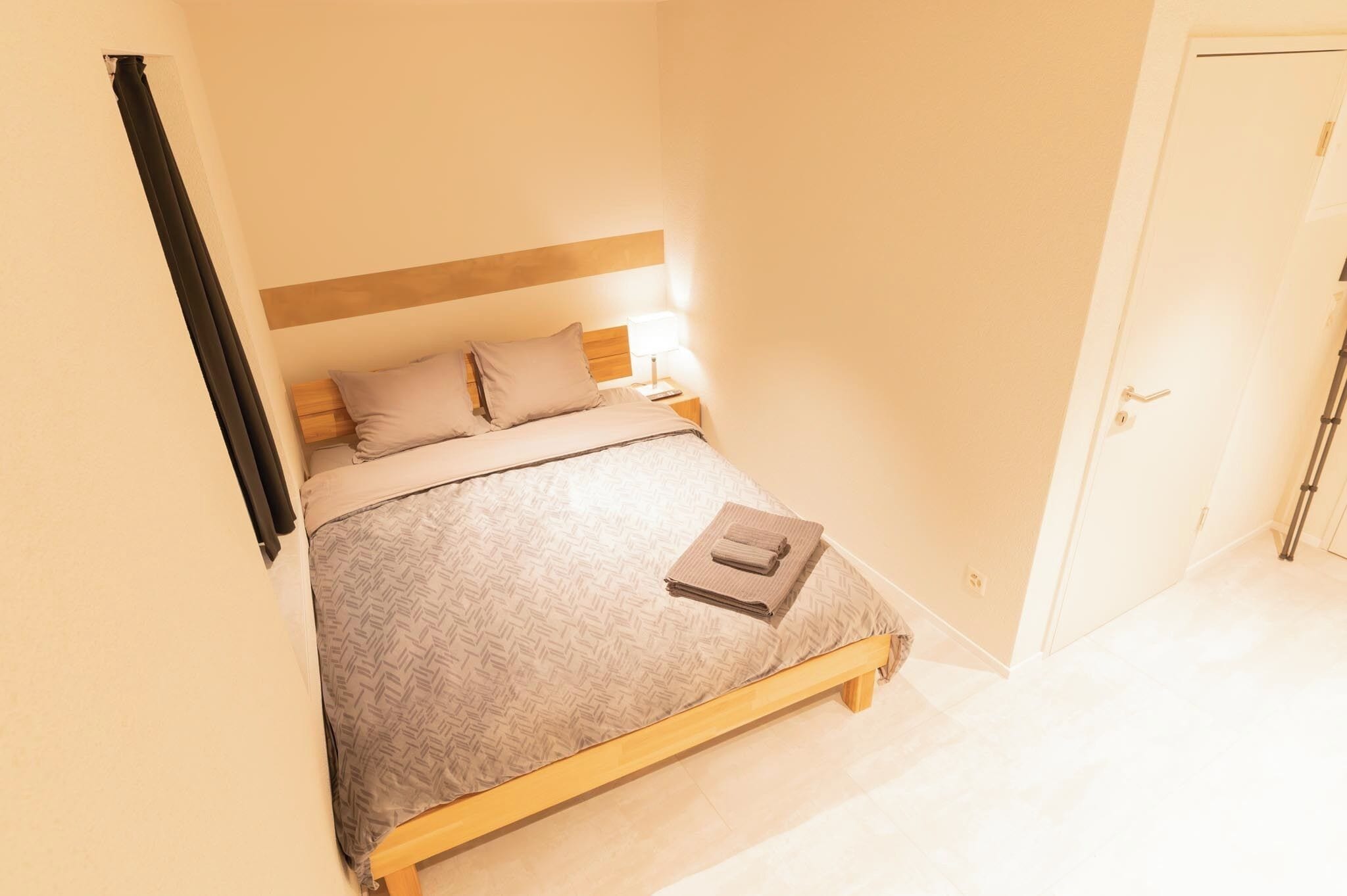 Comfort Double Room | In-room safe, desk, laptop workspace, blackout drapes