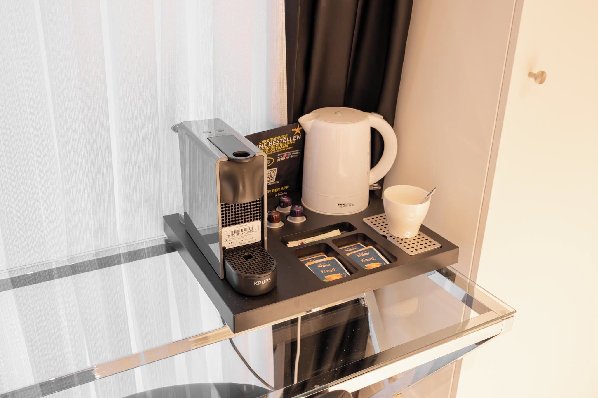 Standard Single Room | In-room safe, desk, laptop workspace, blackout drapes