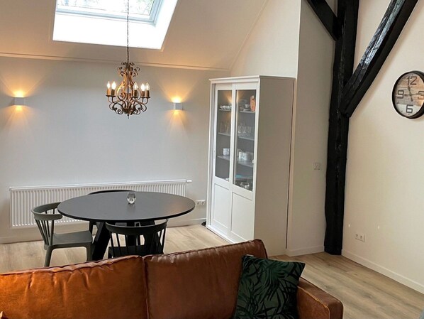 Apartment | Tempat makan