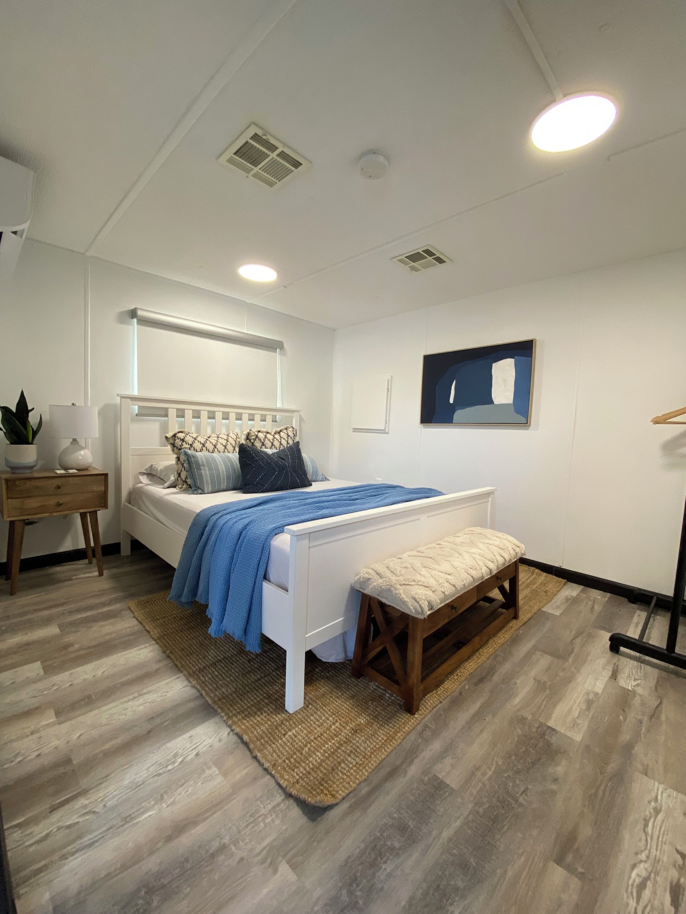 2 bedrooms, WiFi, bed sheets