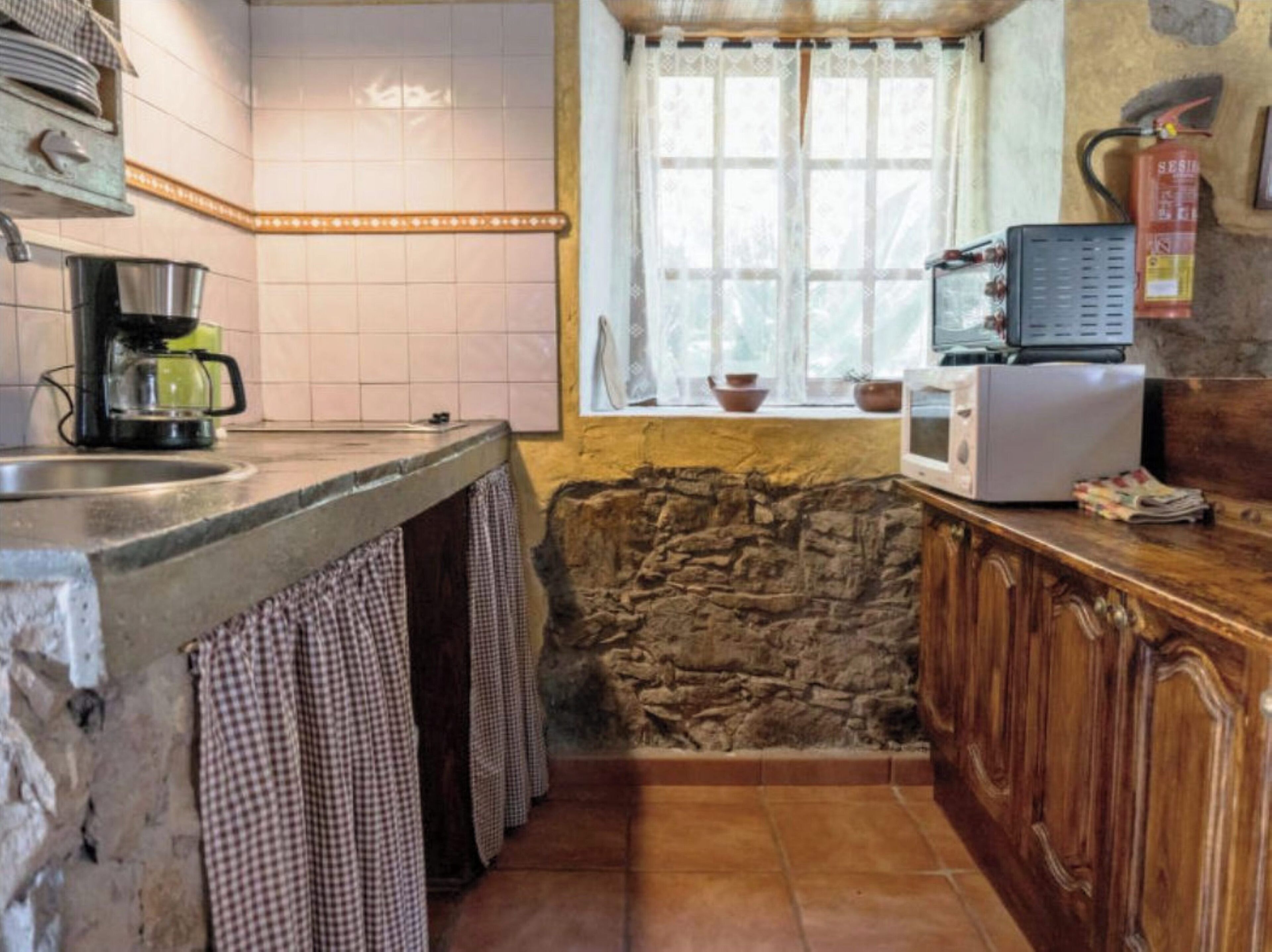 Foto - House Sleeps6-Parking-Garden-Pool in summer-Pet