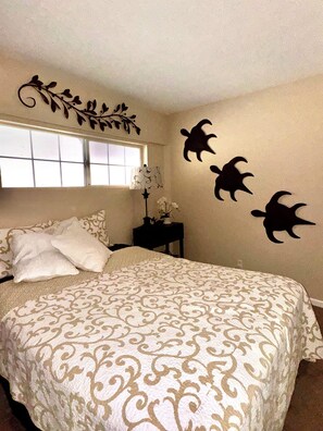 3 bedrooms, bed sheets